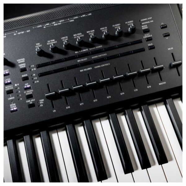 Korg Kronos3 73 workstation musicale con 73 tasti RH3 e display TouchView da 8"